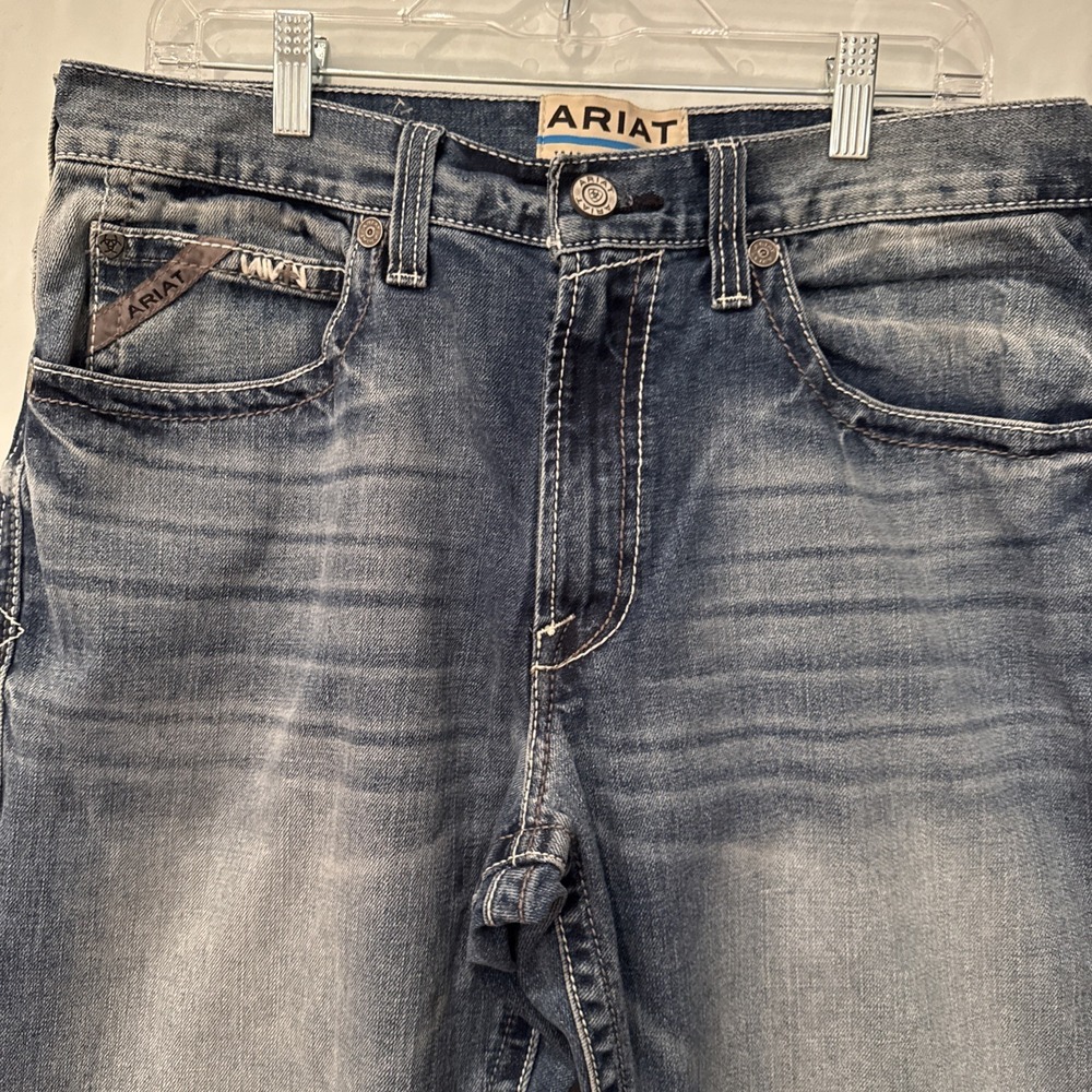 Ariat M2 Jeans Men 34x30 Blue Relaxed Boot Cut Medium Wash Western Shasta NWOT